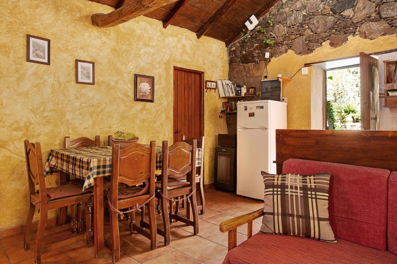 Casa Rural - Laendliches Haus, Pepita La De Las Flores Tejeda  Extérieur photo